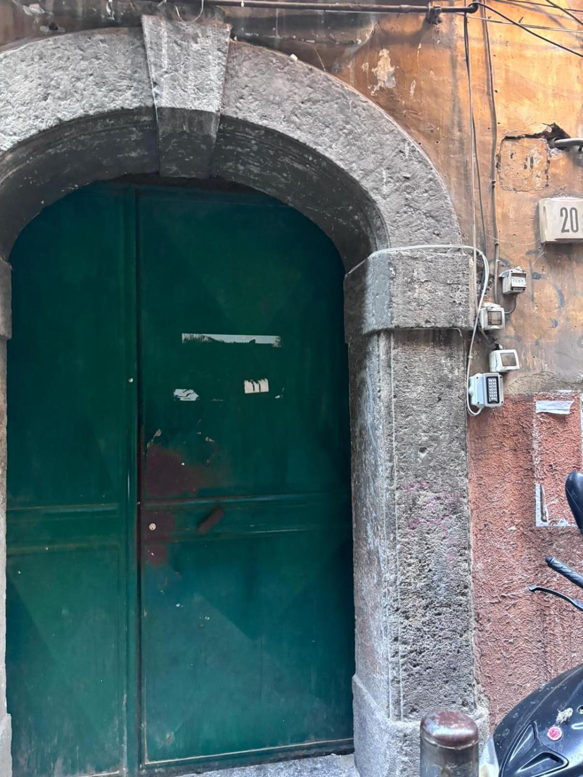 Ai 13 Gradoni Di Chiaia Bed and Breakfast Napoli Eksteriør billede